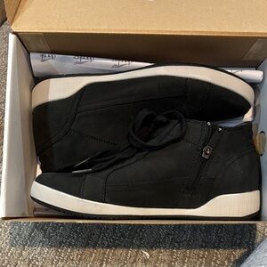 Dansko Black High-Top Athletic Shoes